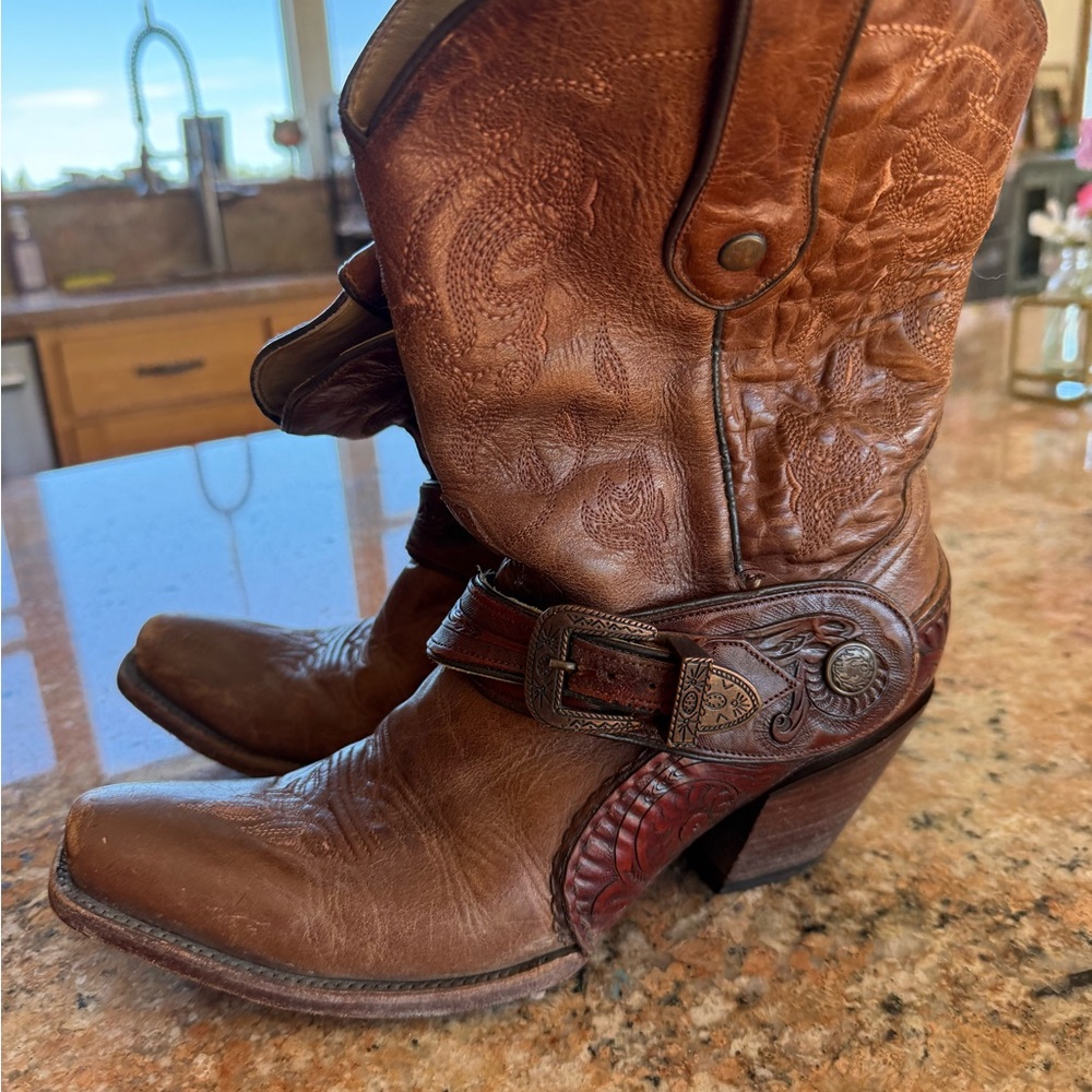 Corral Embossed Brown Leather Heeled Boots